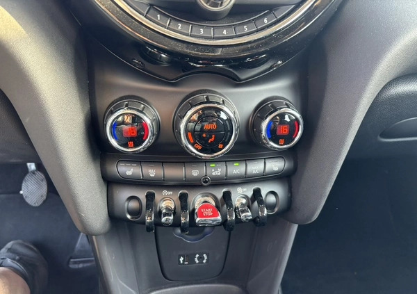MINI Cooper cena 55555 przebieg: 66666, rok produkcji 2016 z Sosnowiec małe 466